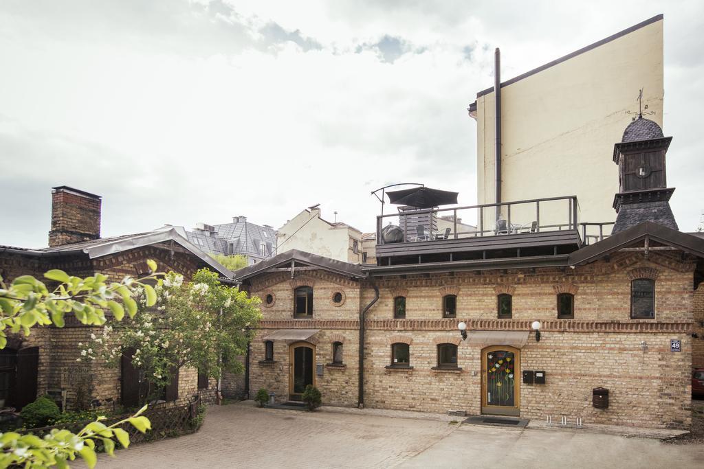 Amalienhof Guesthouse Riga Bagian luar foto