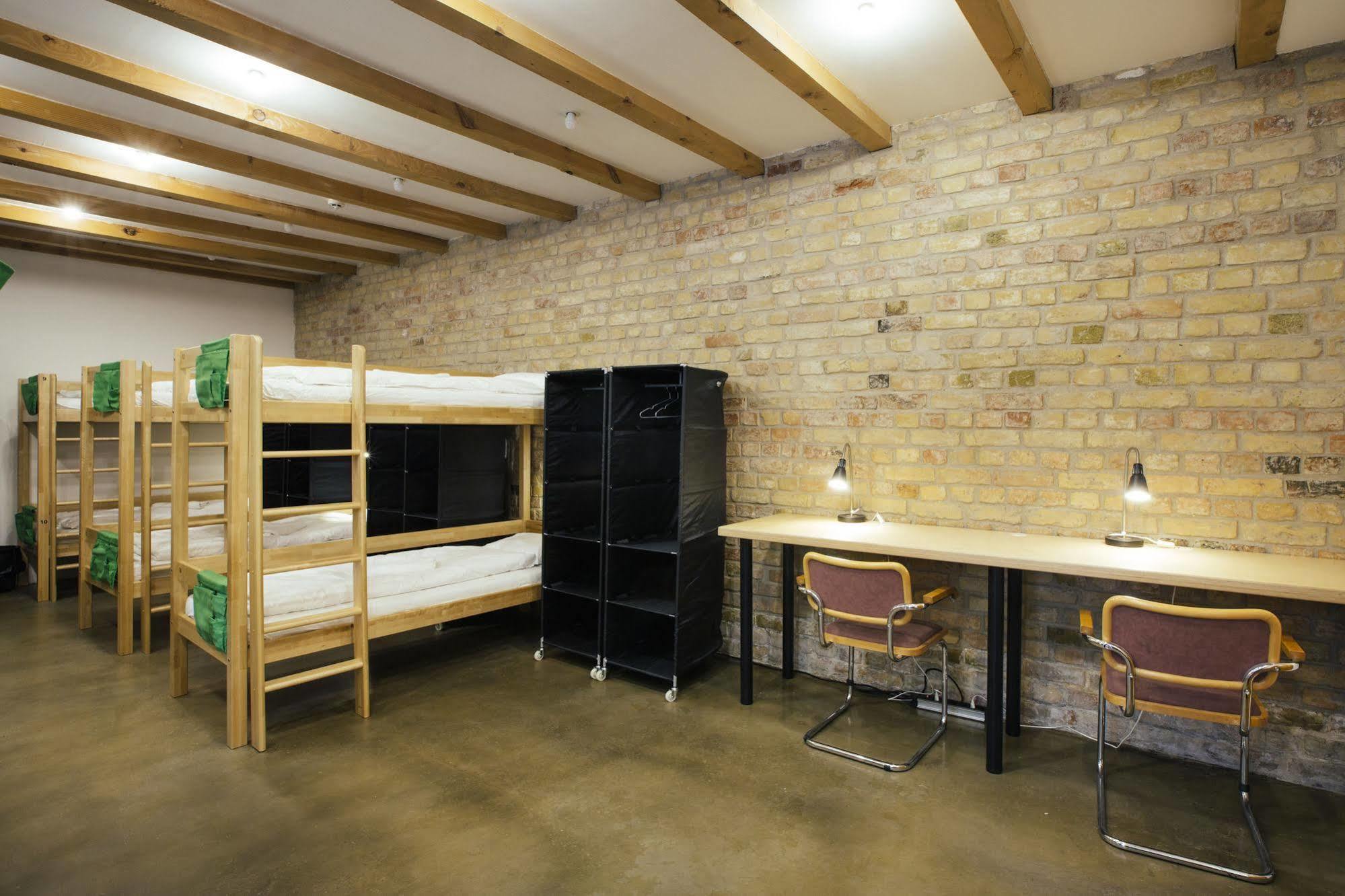 Amalienhof Guesthouse Riga Bagian luar foto