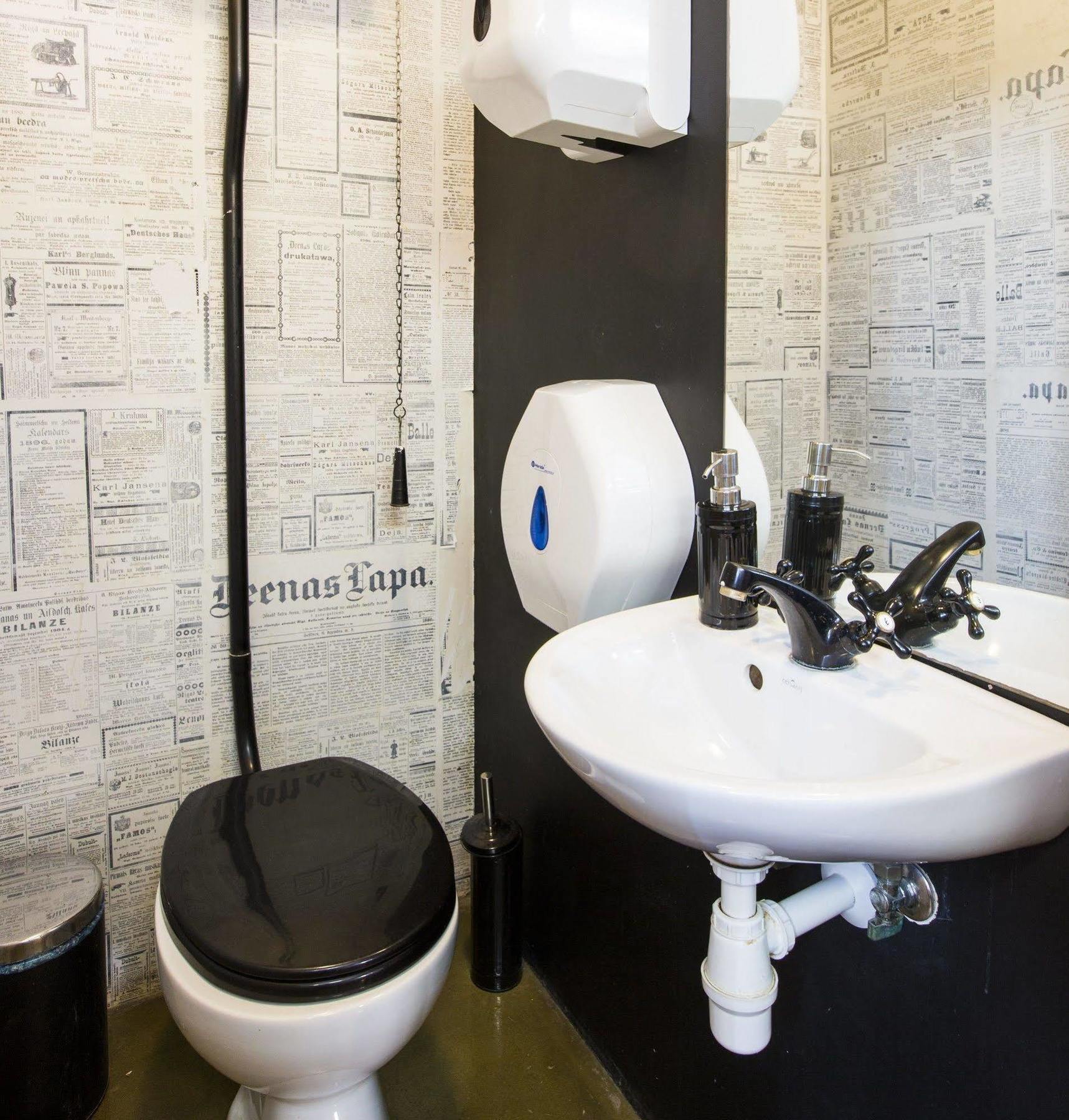 Amalienhof Guesthouse Riga Bagian luar foto