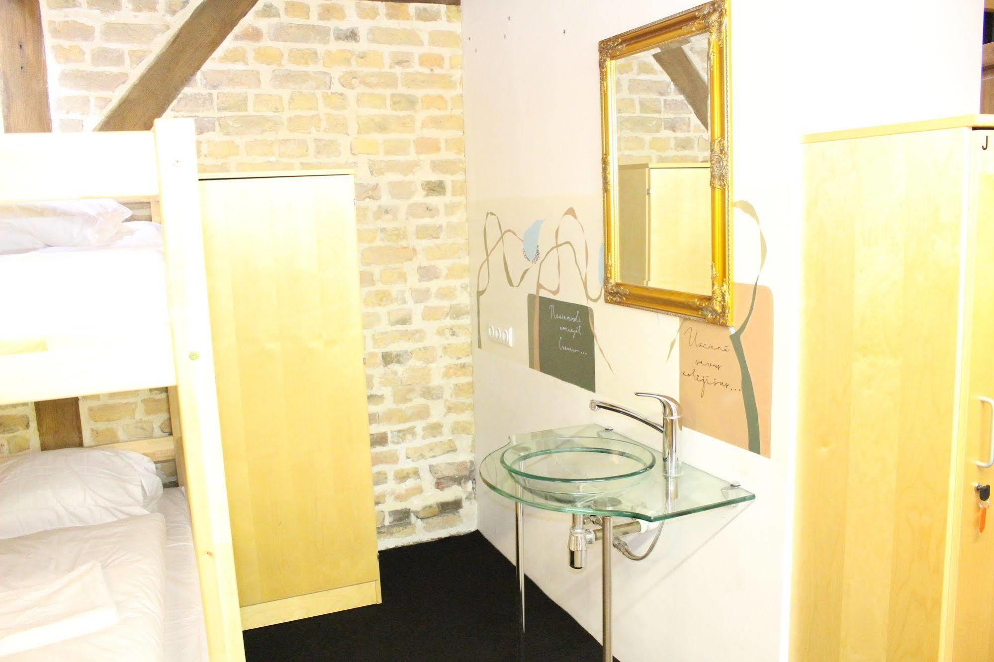Amalienhof Guesthouse Riga Bagian luar foto
