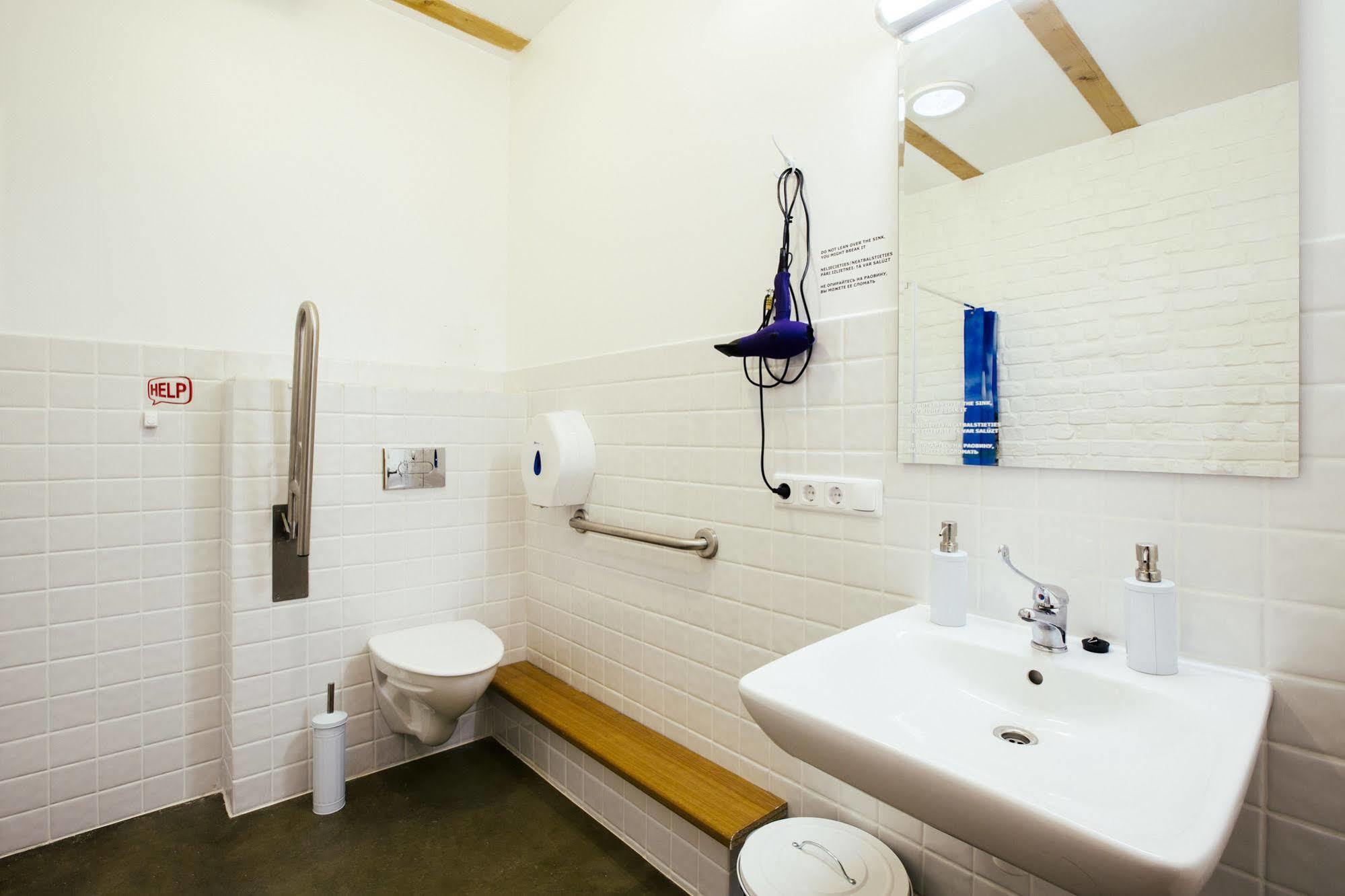 Amalienhof Guesthouse Riga Bagian luar foto